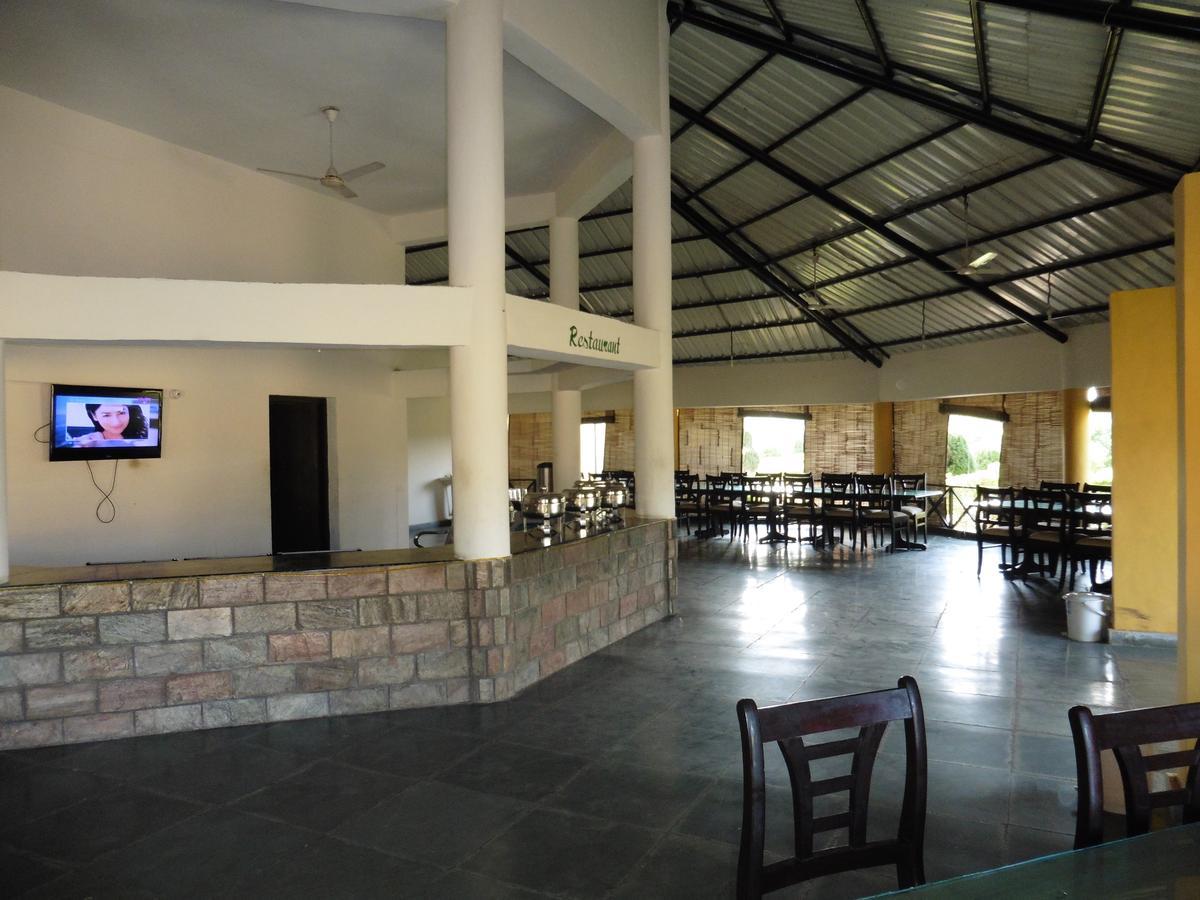 Tusk And Roar Corbett Resort Dhela Exterior foto